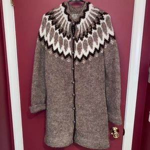 Hand-knitted Icelandic wool sweater